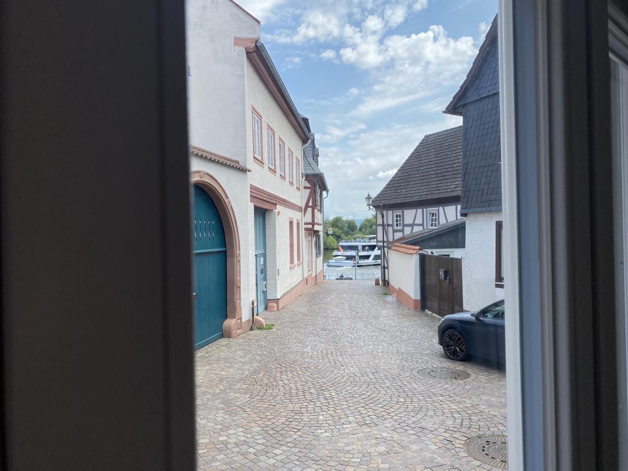 Pures Glueck Seligenstadt Exterior photo
